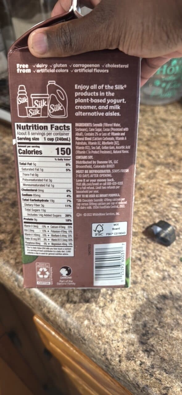 Silk SOYMILK Chocolate packshot