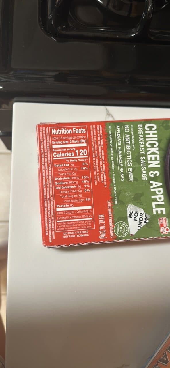 Applegate Naturals Chicken & Apple Breakfast Sausage packshot