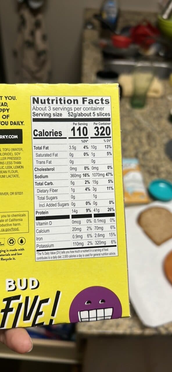 Tofurky Plant-Based Deli Slices Peppered packshot