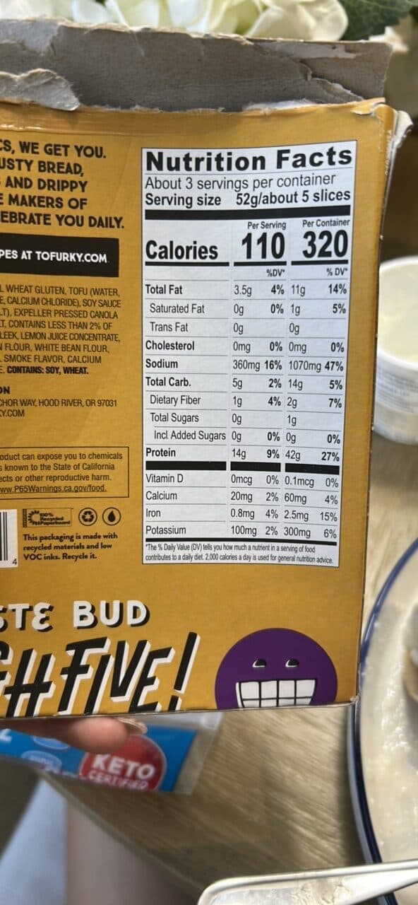 TOFURKY PLANT-BASED DELI SLICES HICKORY SMOKED packshot