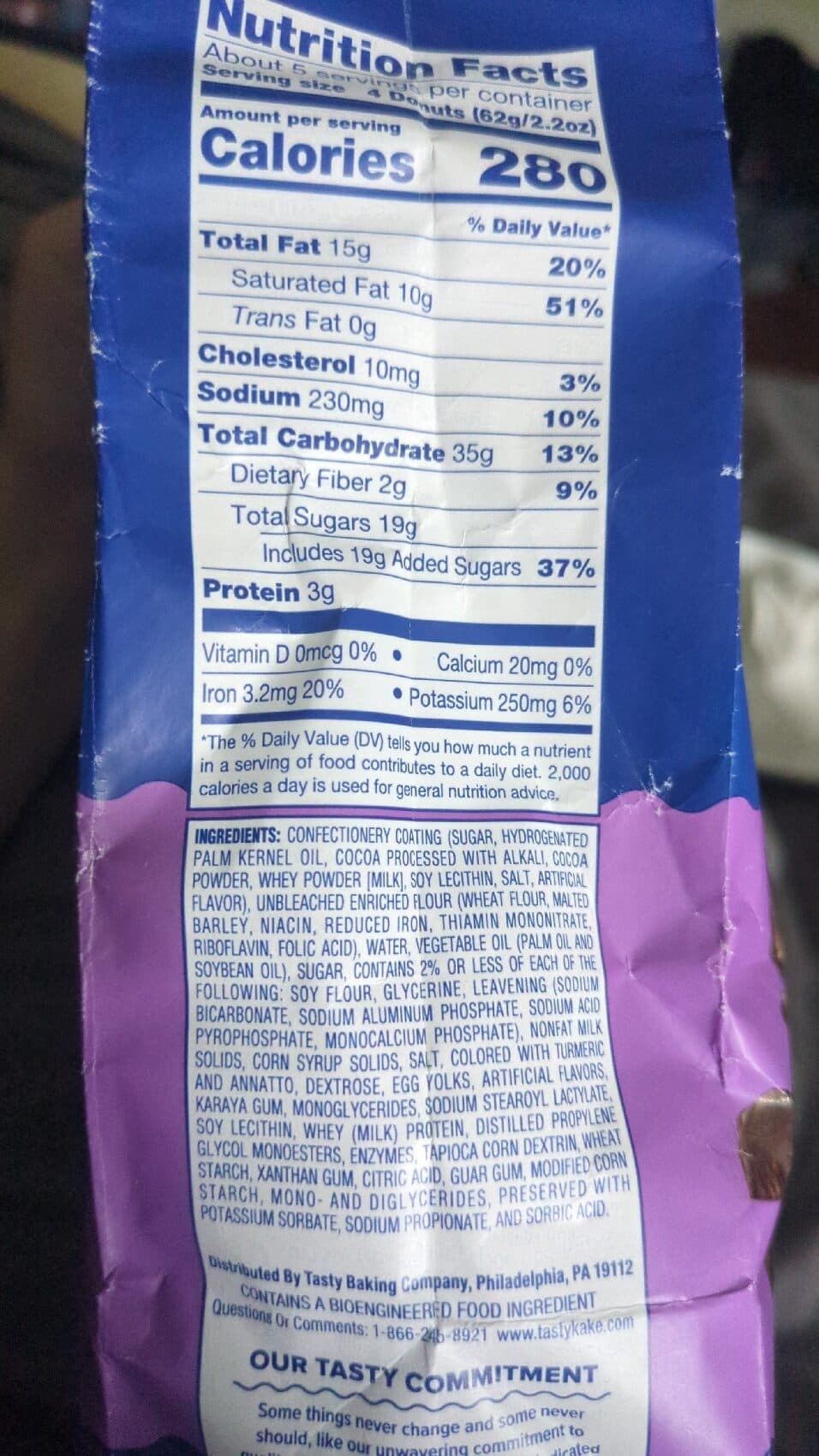 Tastykake Frosted Mini Donuts packshot