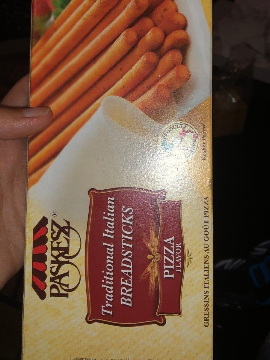 Paskesz Paskesz Breadstick Pizza packshot