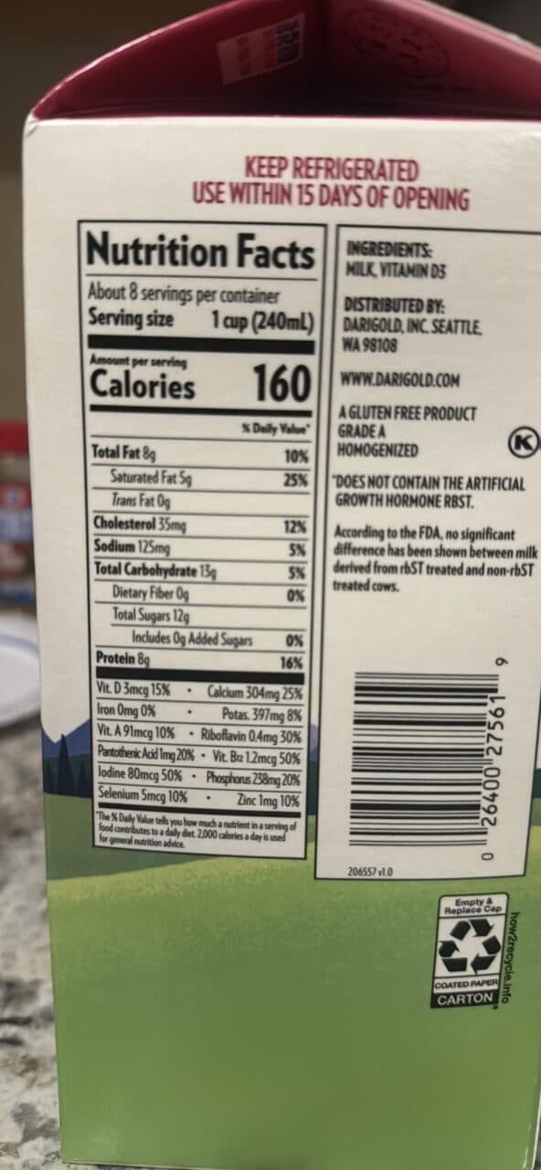 Darigold Whole Milk packshot