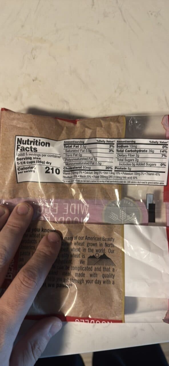 American Beauty Wide Egg Noodles packshot