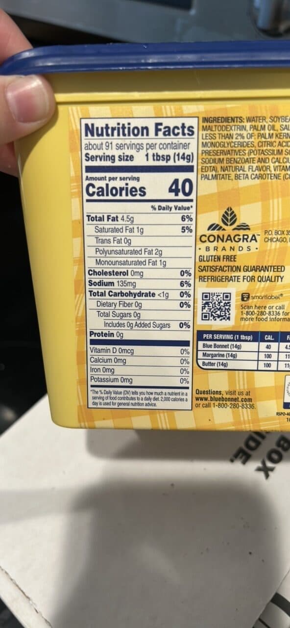 Blue Bonnet vegetable oil spread packshot