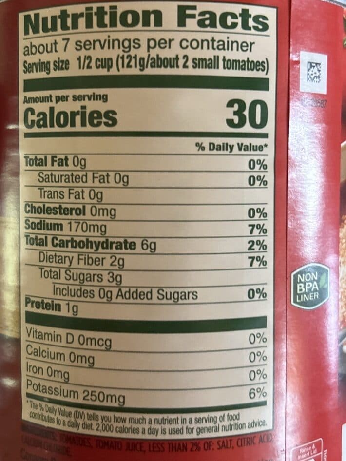 Hunts Canned Whole Tomatoes packshot