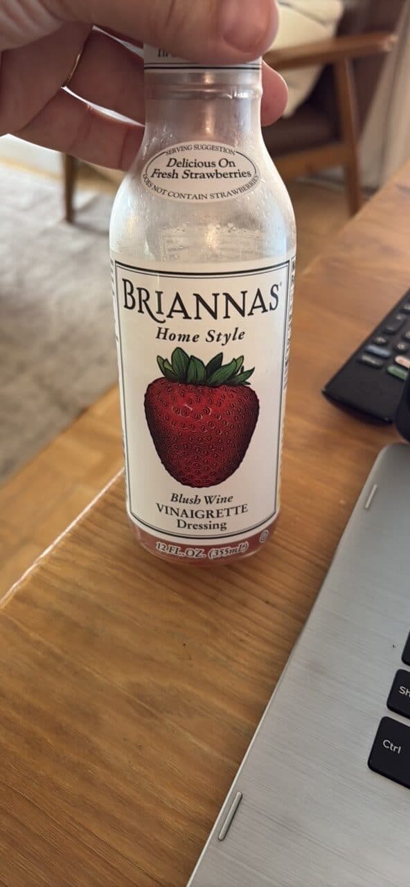 Briannas Blush Wine Vinaigrette Dressing packshot