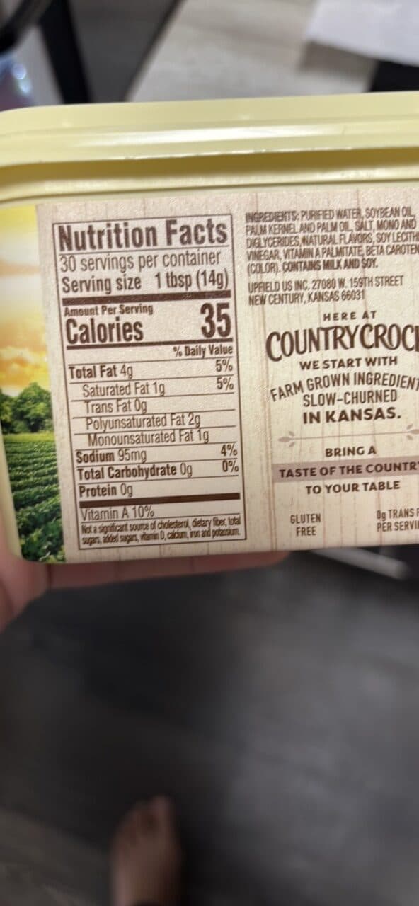 Country Crock Light Vegetable Oil Spread packshot
