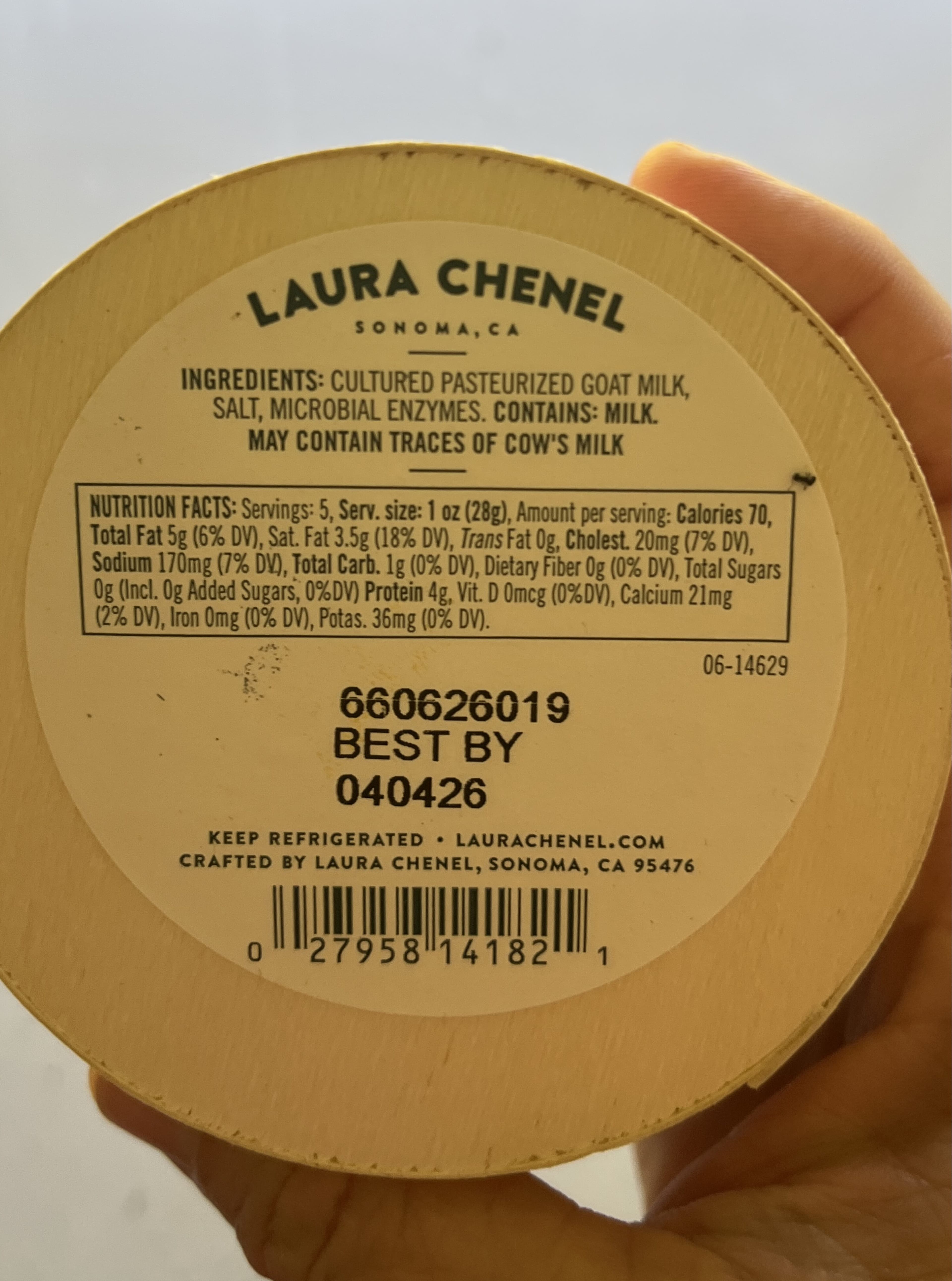 laura chenel creamy goat brie packshot