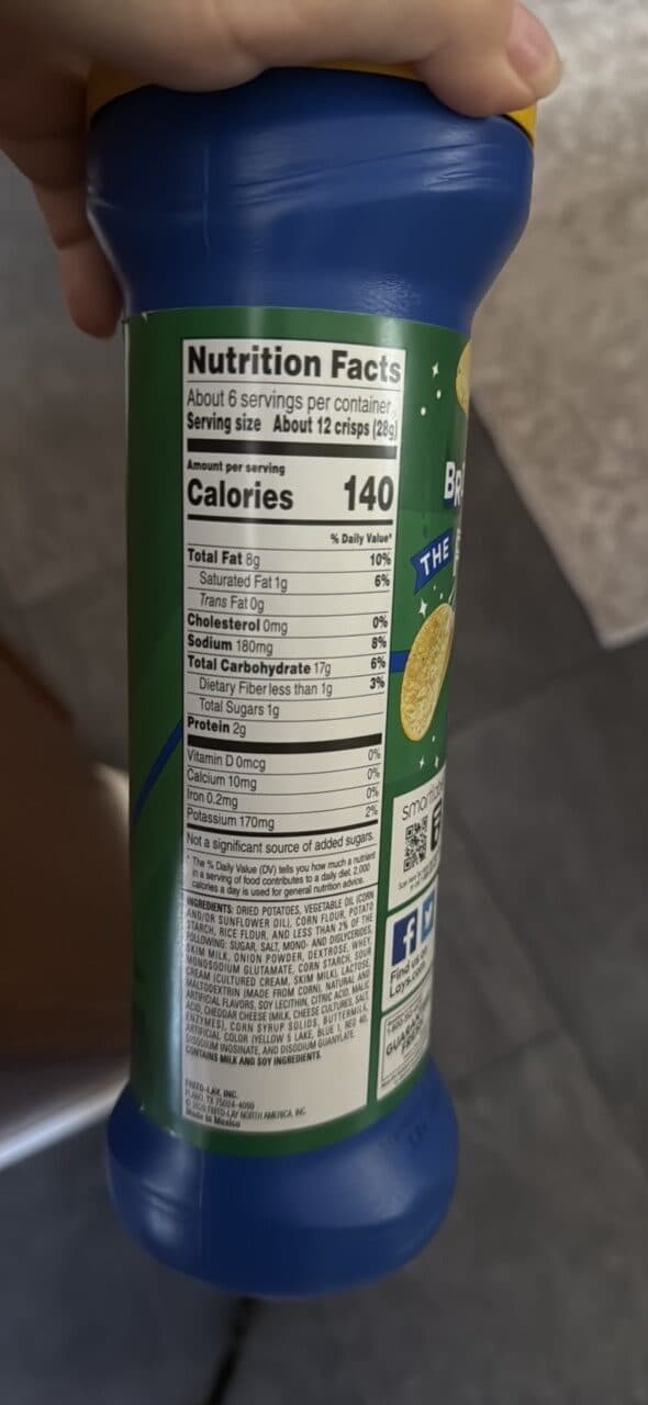 Lay's STAX Sour Cream & Onion Flavored packshot