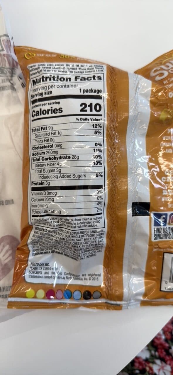 Sun Chips HARVEST CHEDDAR FLAVORED SUN CHIPS packshot