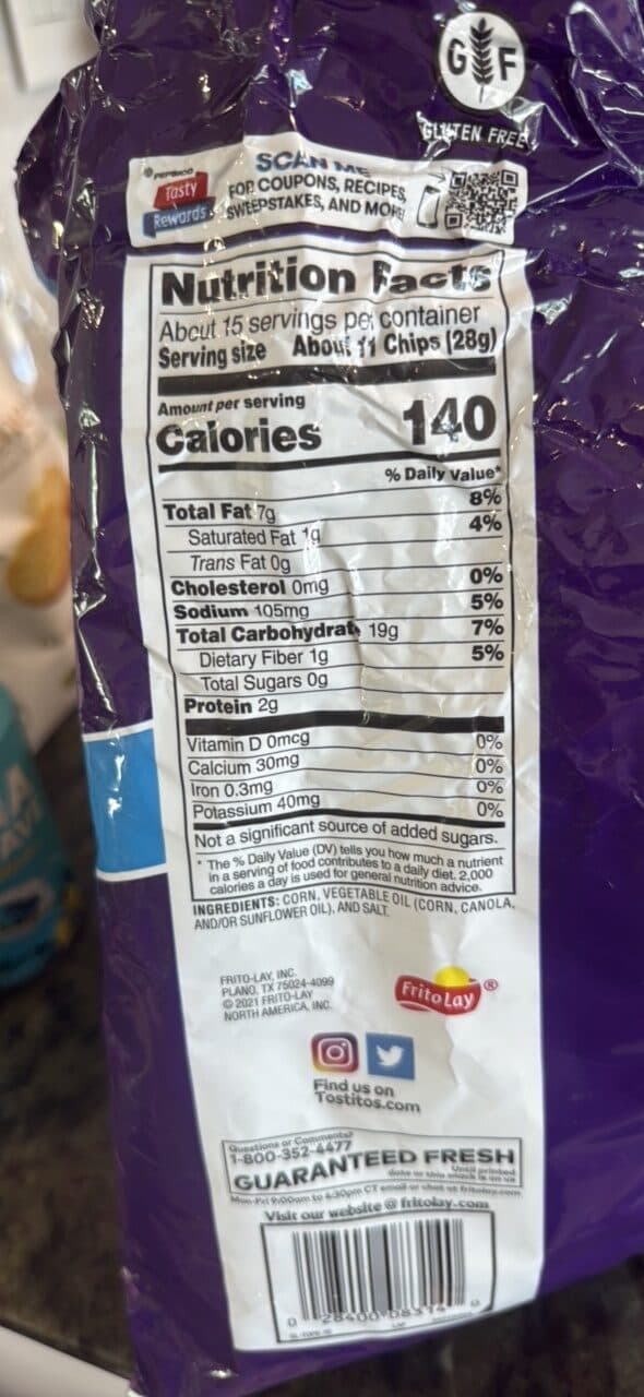 Tostitos Scoops Original packshot