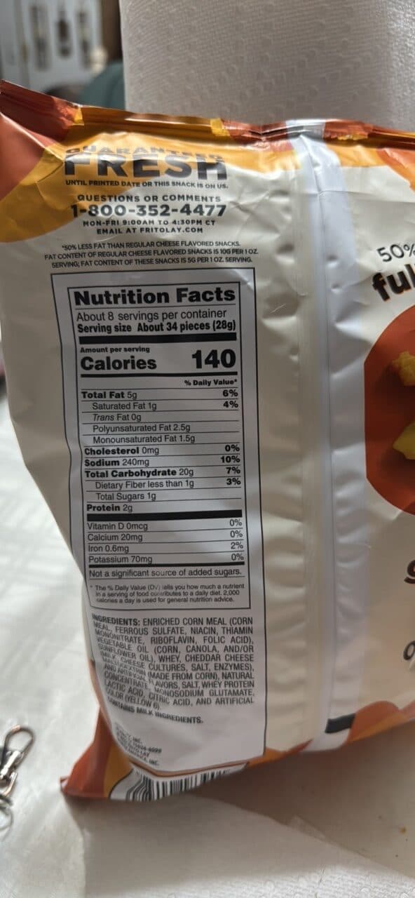 Cheetos BAKED Crunchy Cheese flavored snacks packshot
