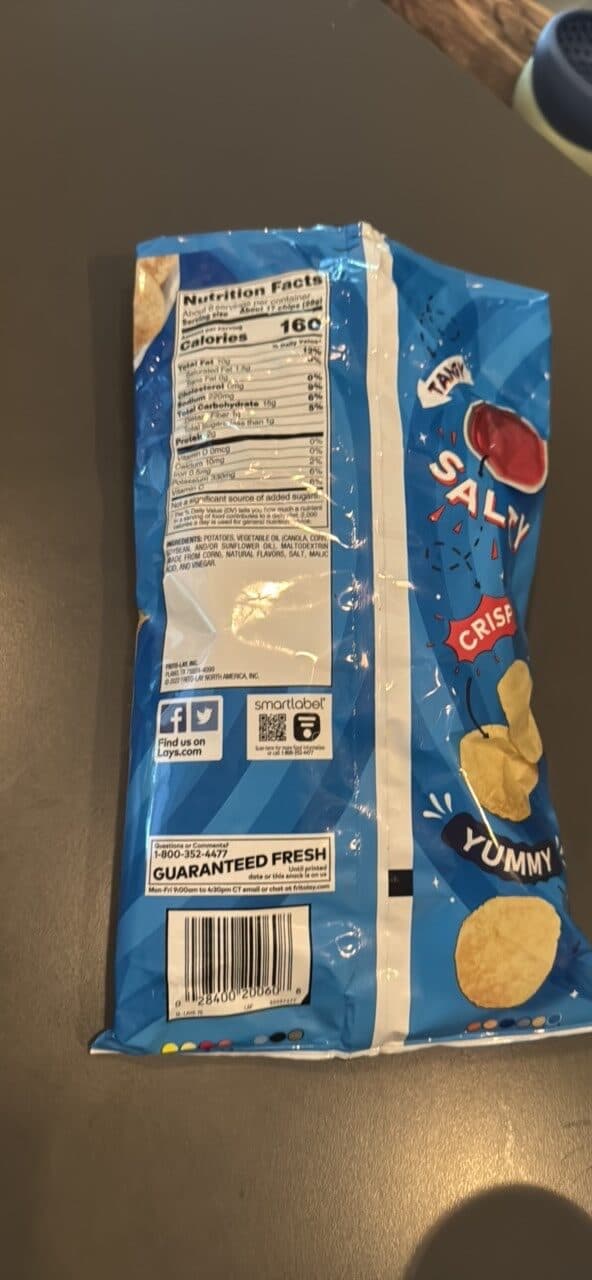 Lay's Salt & Vinegar packshot