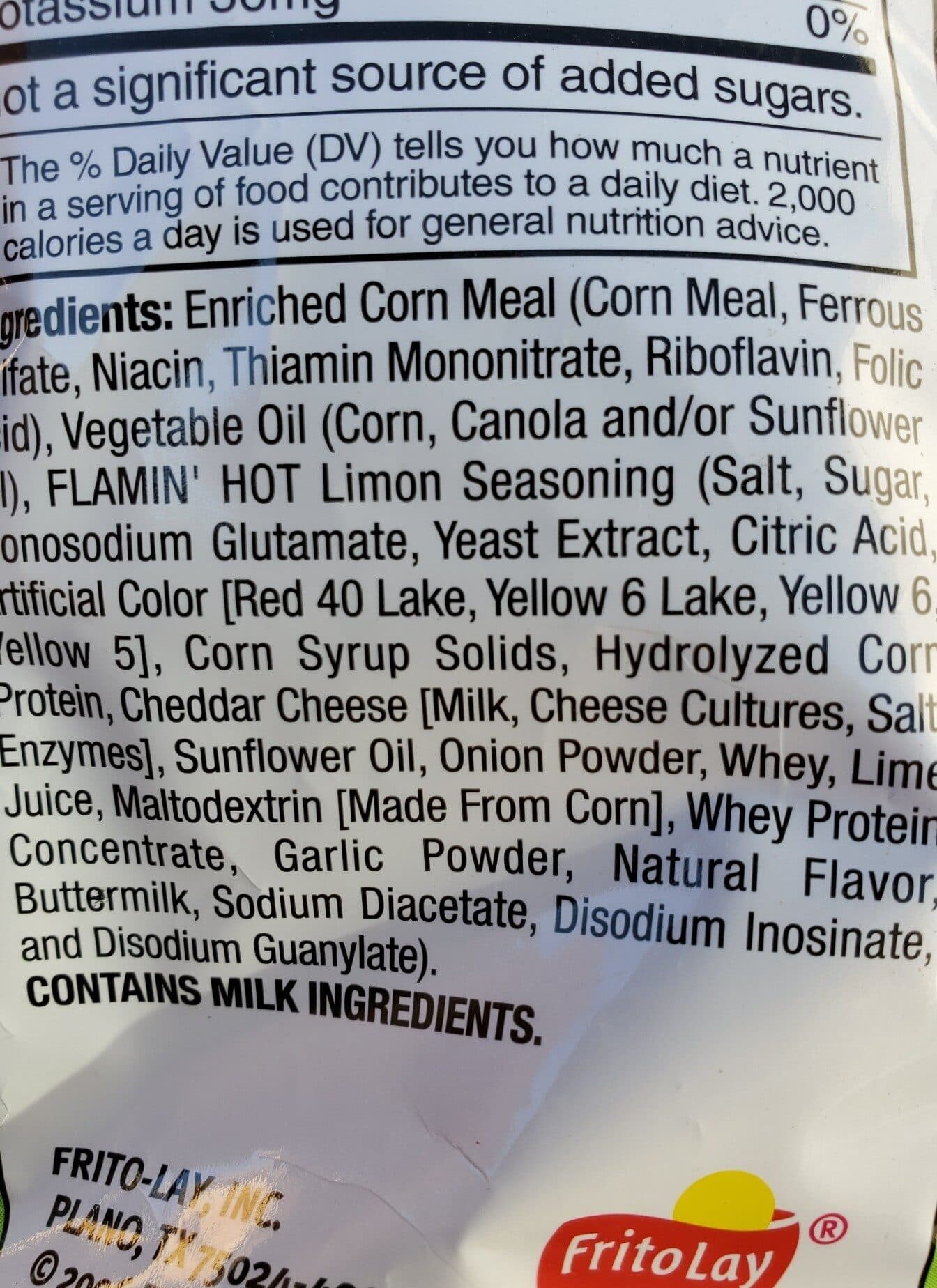 Cheetos Flamin' Hot Limon Crunchy packshot