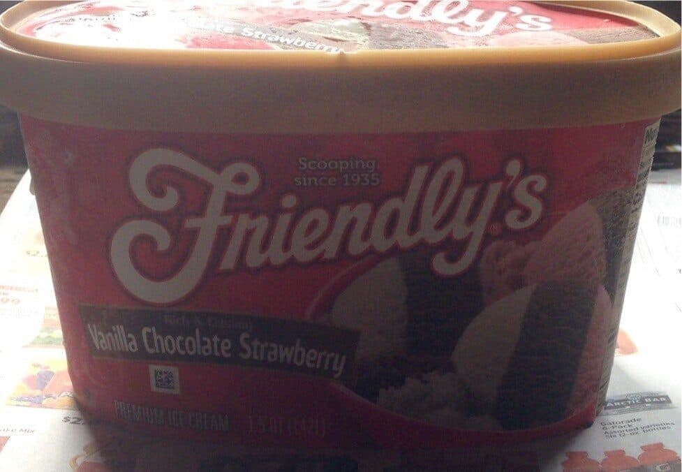 Friendly's Neapolitan Vanilla, Chocolate and Strawberry Ice Creams packshot