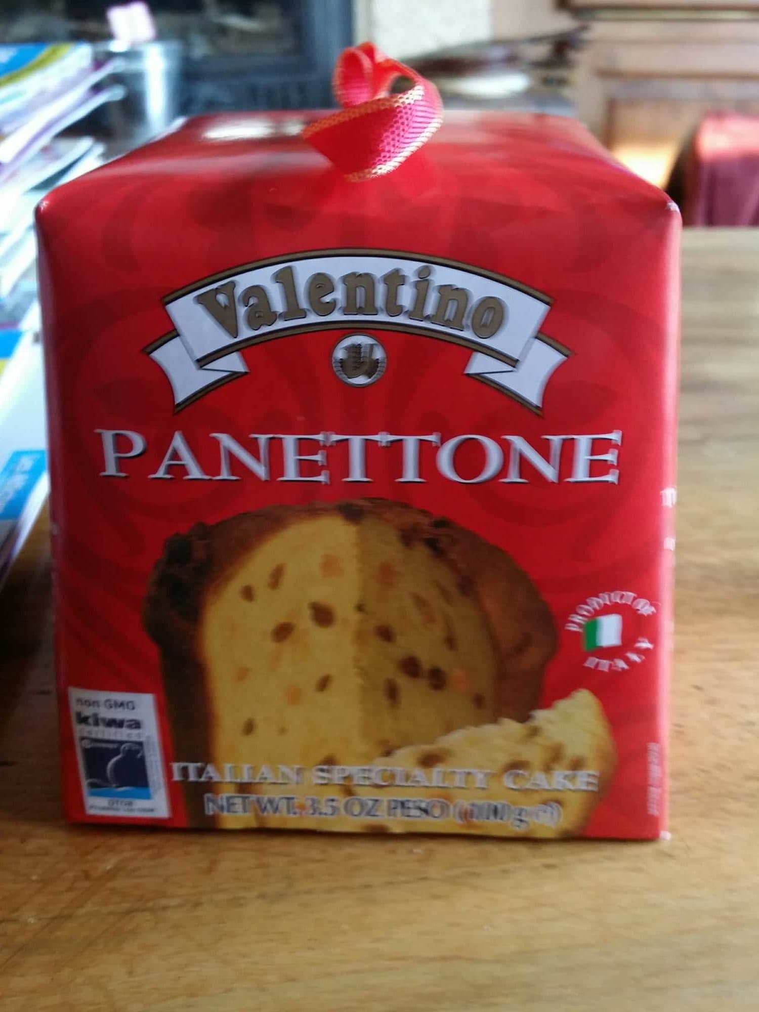 Valentino Panettone packshot