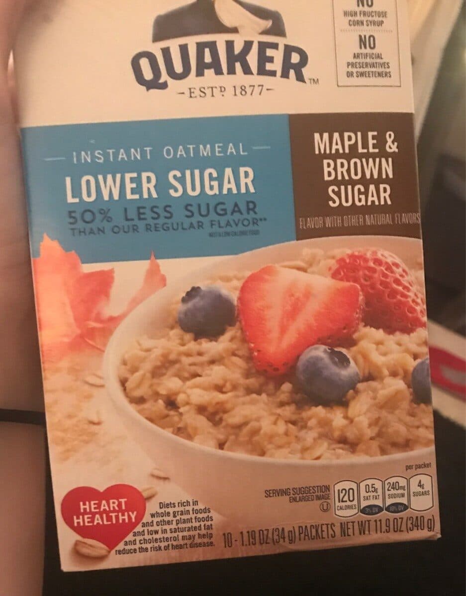Quaker Lower Sugar Maple & Brown Sugar Instant Oatmeal packshot