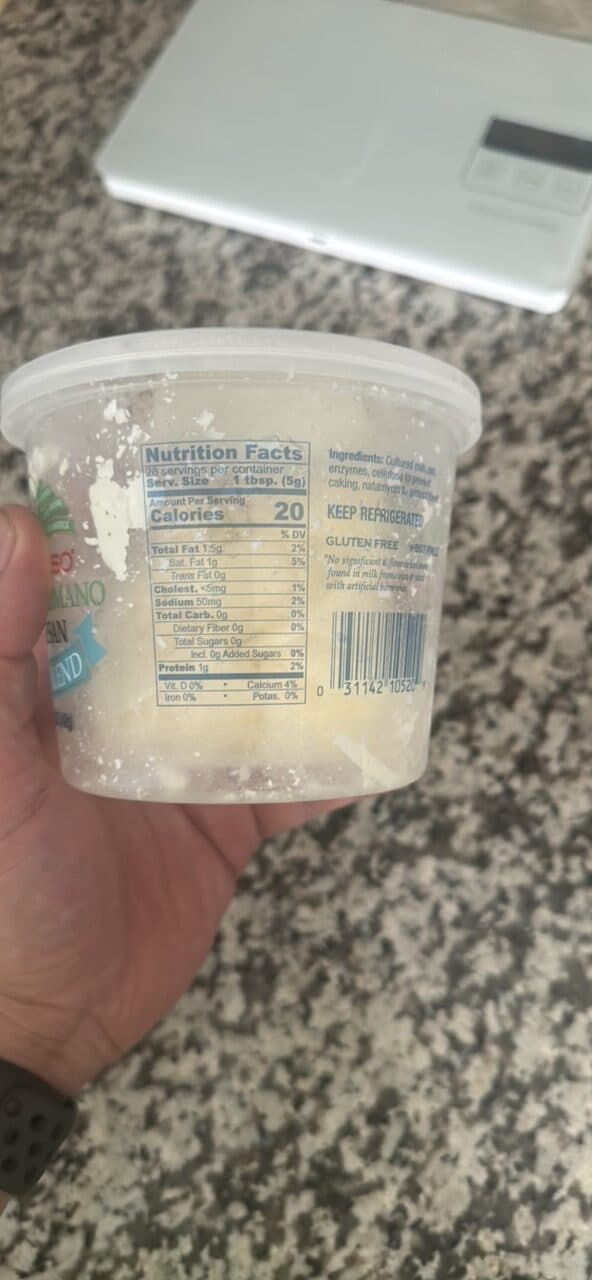 BelGioioso Asiago Romano Parmesan Salad Blend packshot