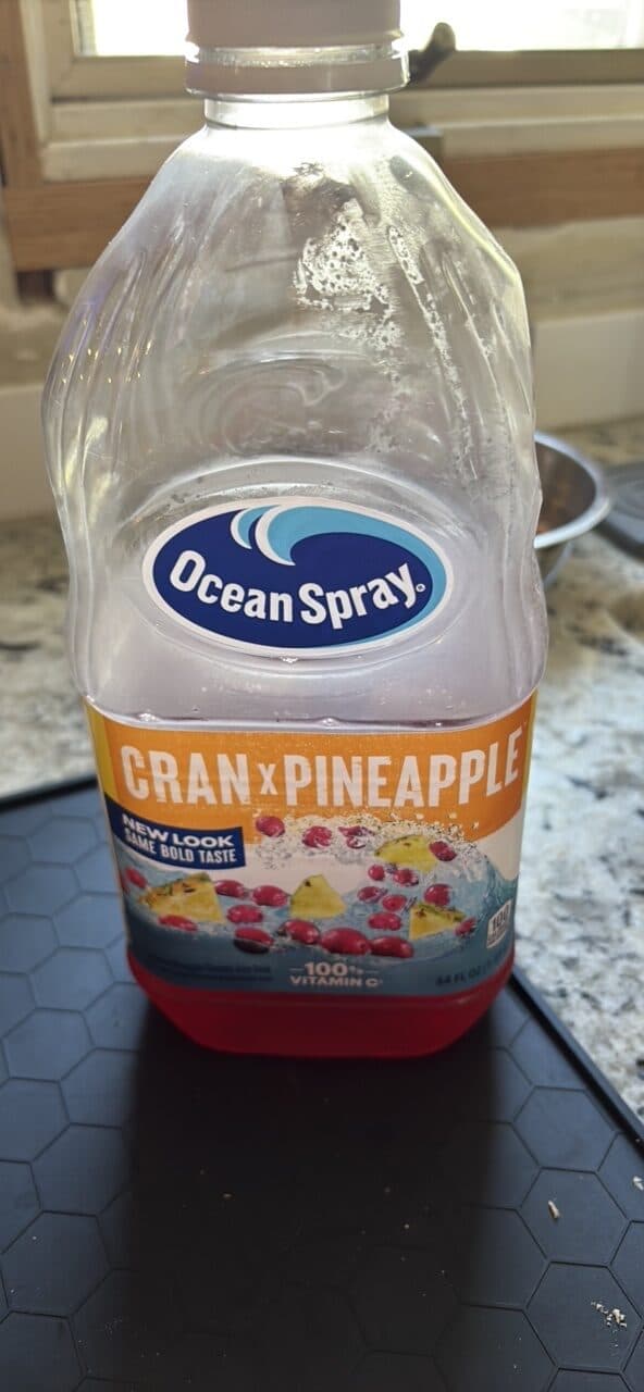 Ocean Spray CRAN x PINEAPPLE Flavored Juice Drink packshot