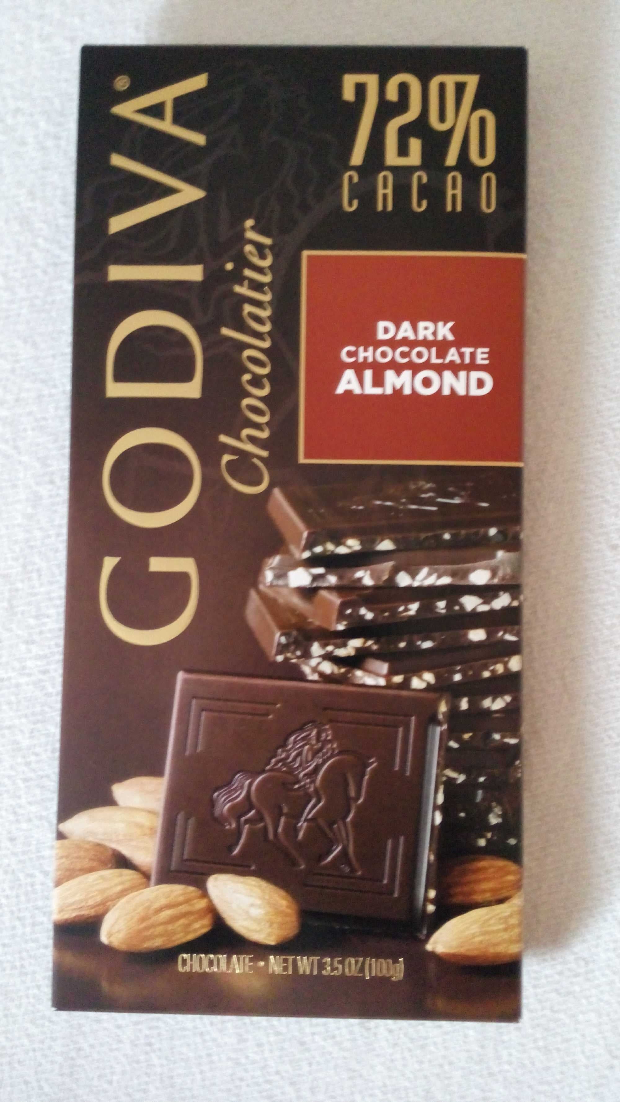 Godiva Dark chocolate almond packshot