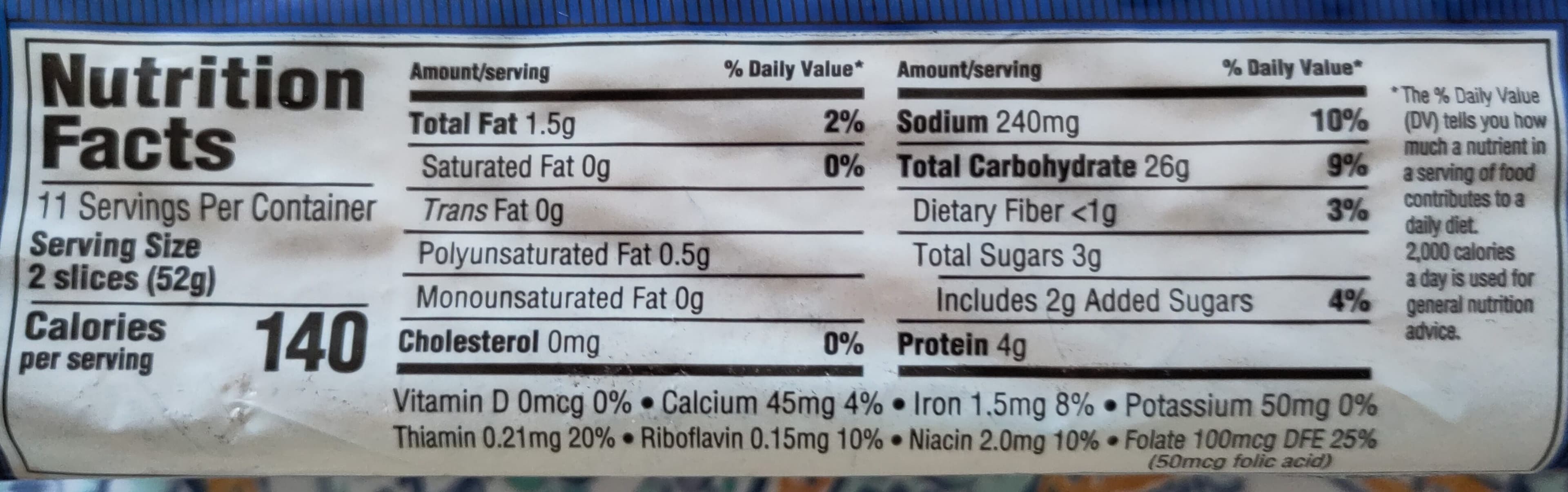 Bashas' Markets White Round Top Bread packshot