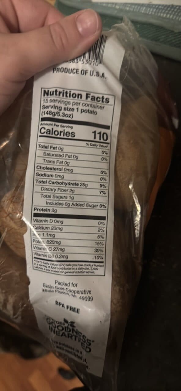 Potatoes Goodness Unearthed Russet Potatoes packshot