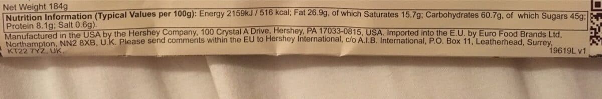 Hersley’s Cookies n creme bar packshot