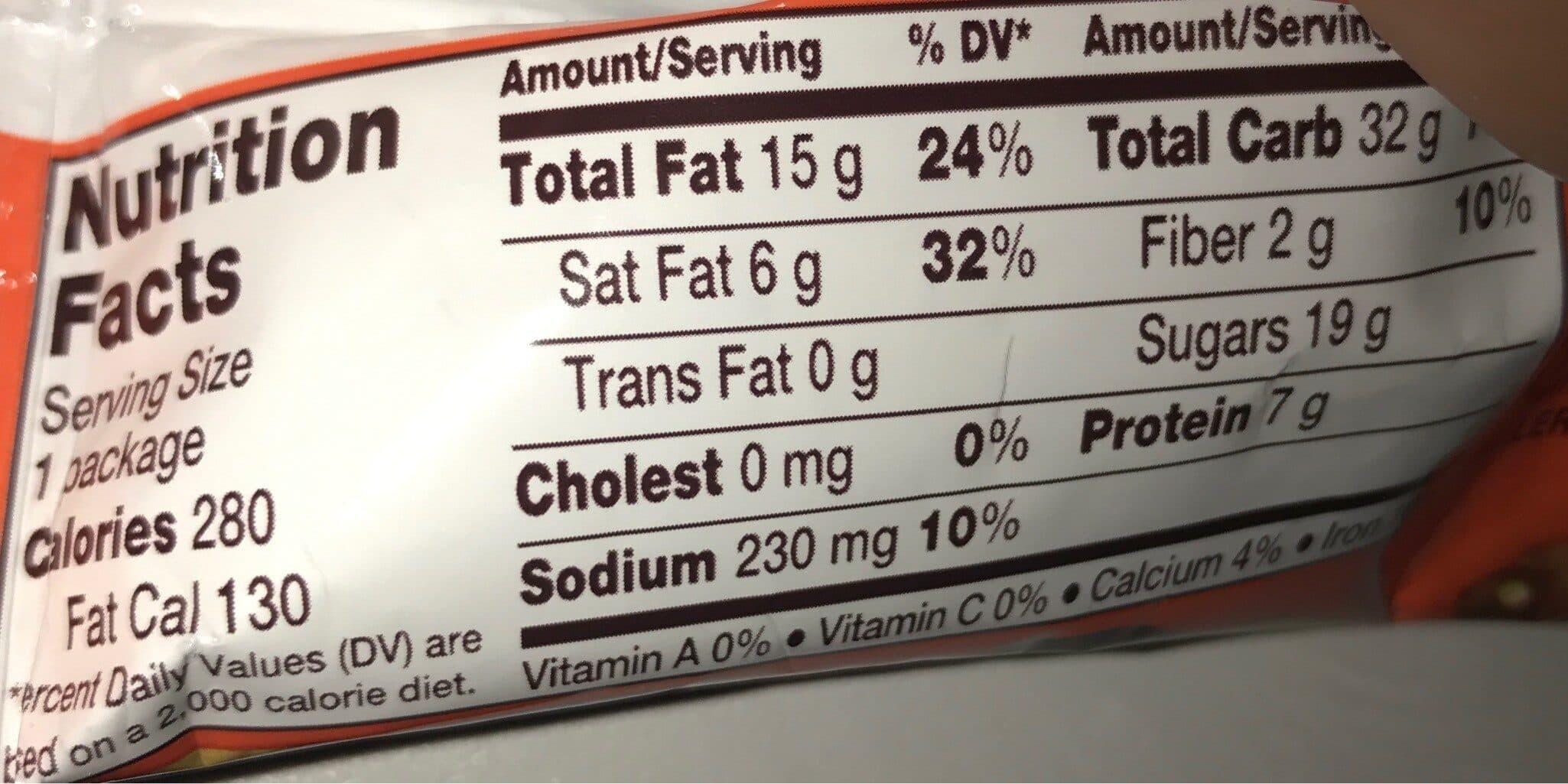 Reese's Snack mix packshot