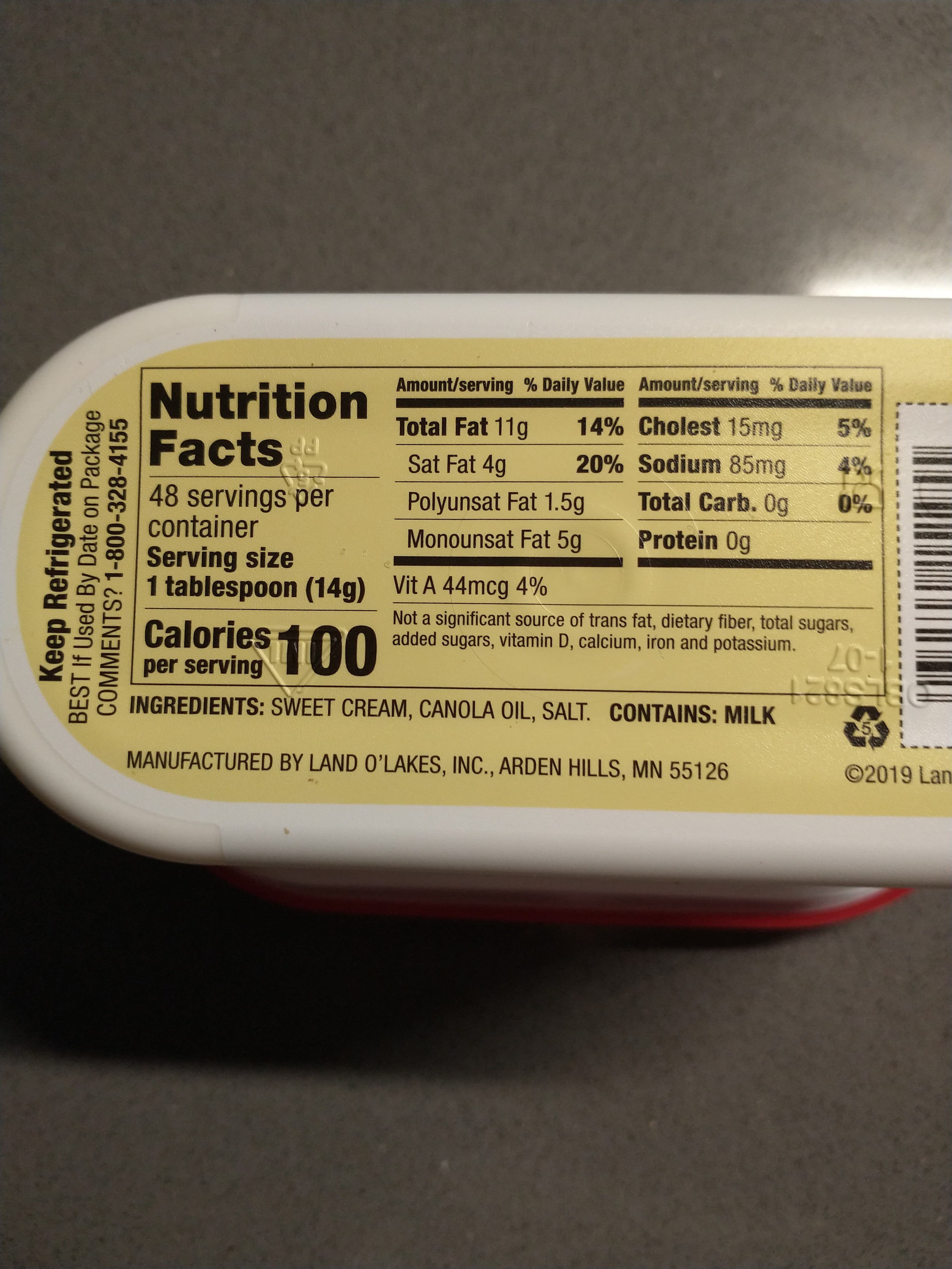 Land O Lakes Butter with Canola Oil packshot