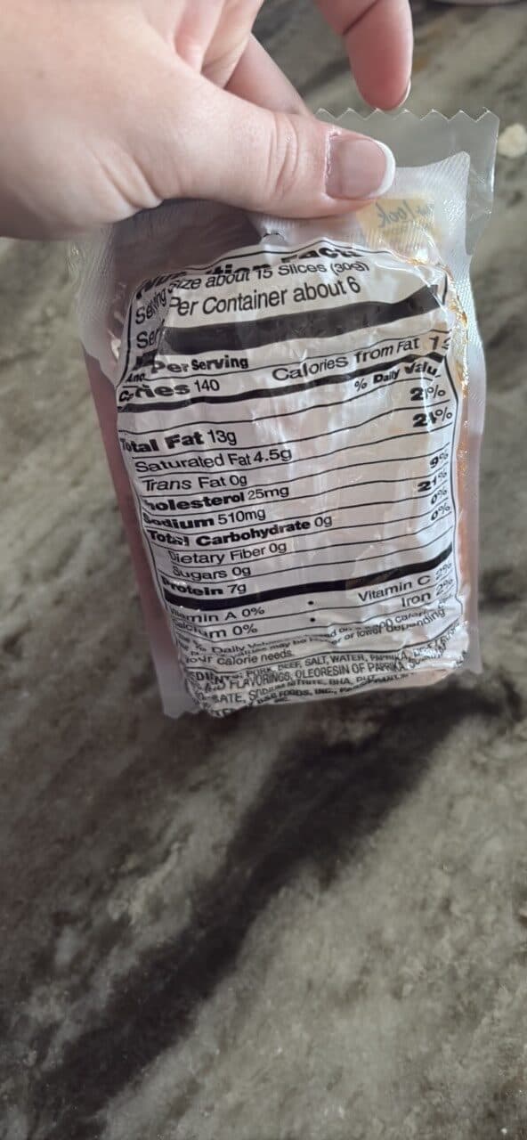 Mama Mary's PEPPERONI packshot