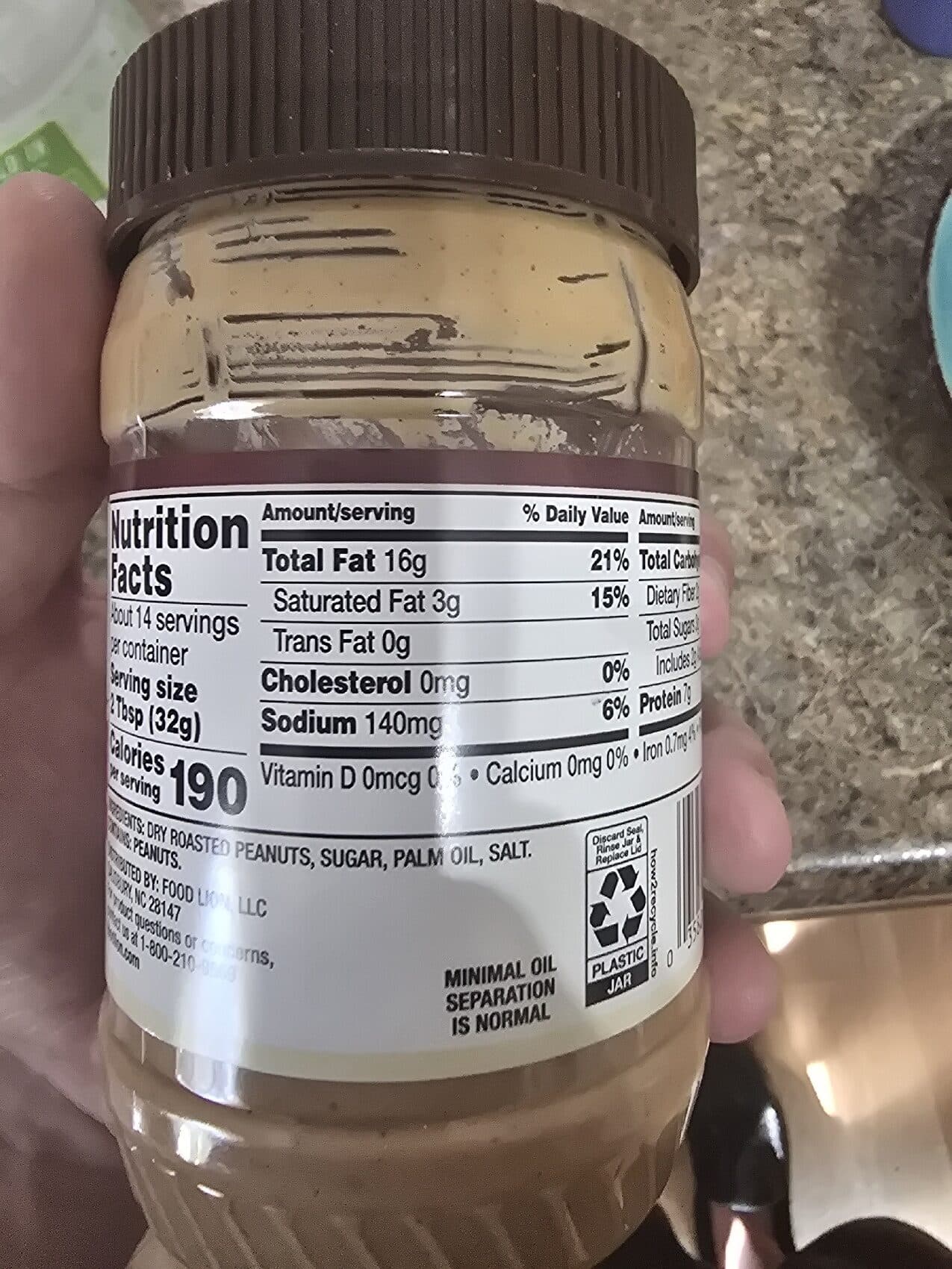 Food Lion Natural Creamy Peanut Butter Spread packshot