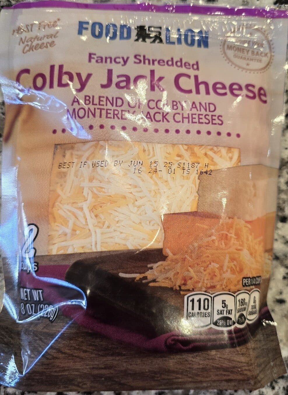 Food Lion Fancy Shredded Colby Jack Cheese packshot