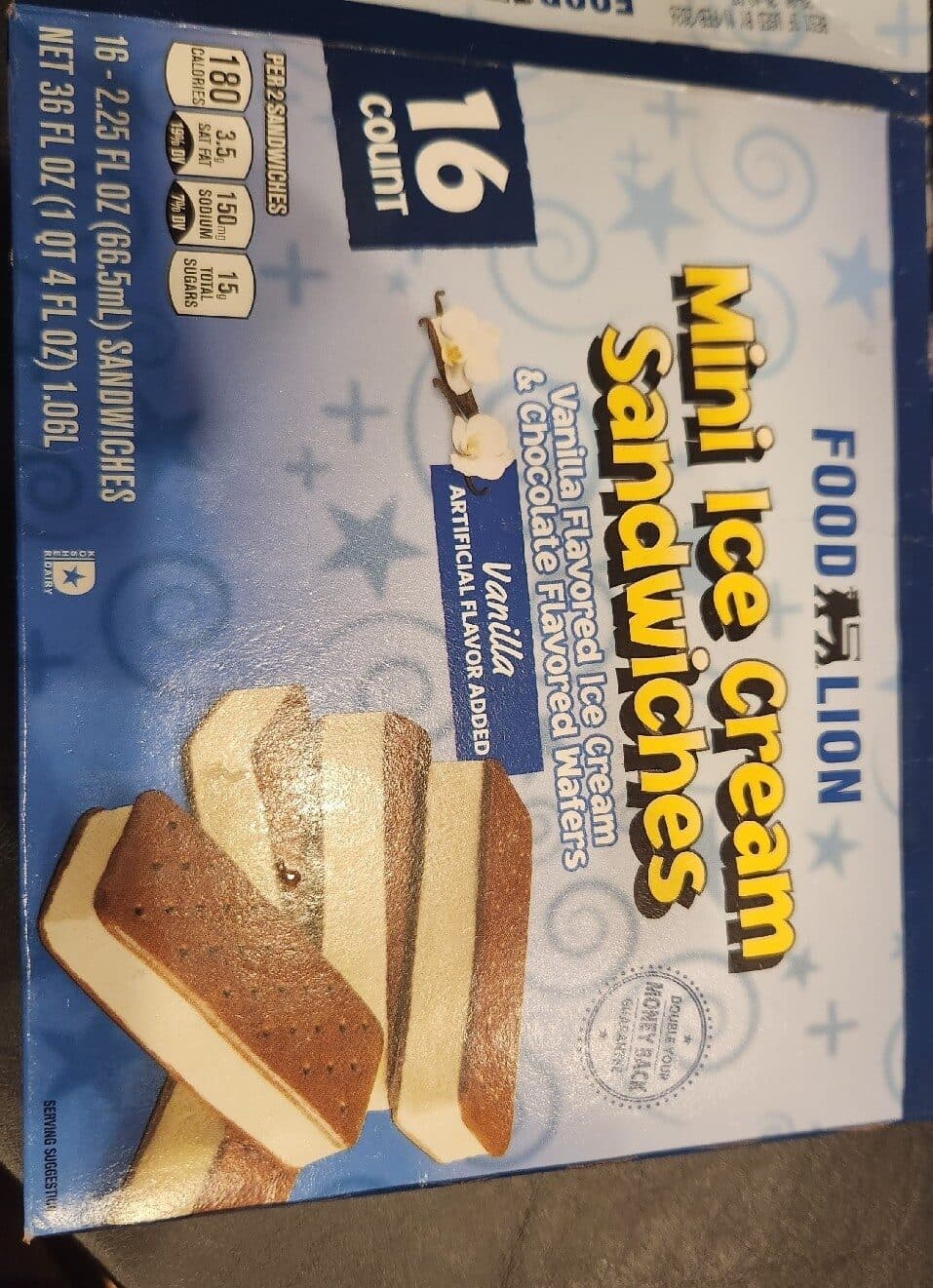 Food Town Stores Inc. Mini Ice Cream Sandwiches packshot