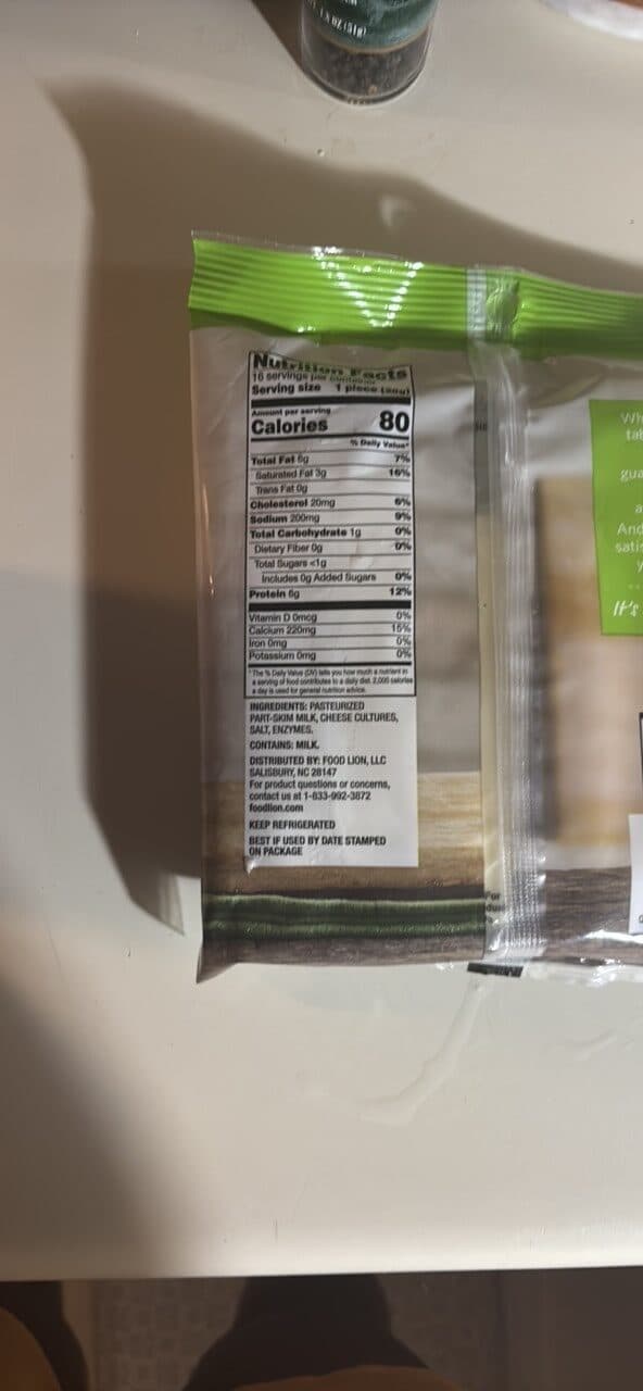 FOOD LION String Cheese LOW-MOISTURE PART-SKIM Mozzarella Cheese packshot