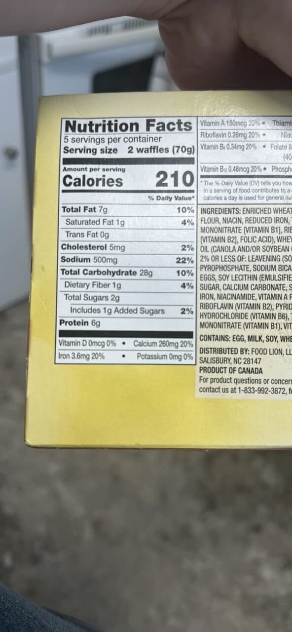 Food Lion Waffles Homestyle packshot