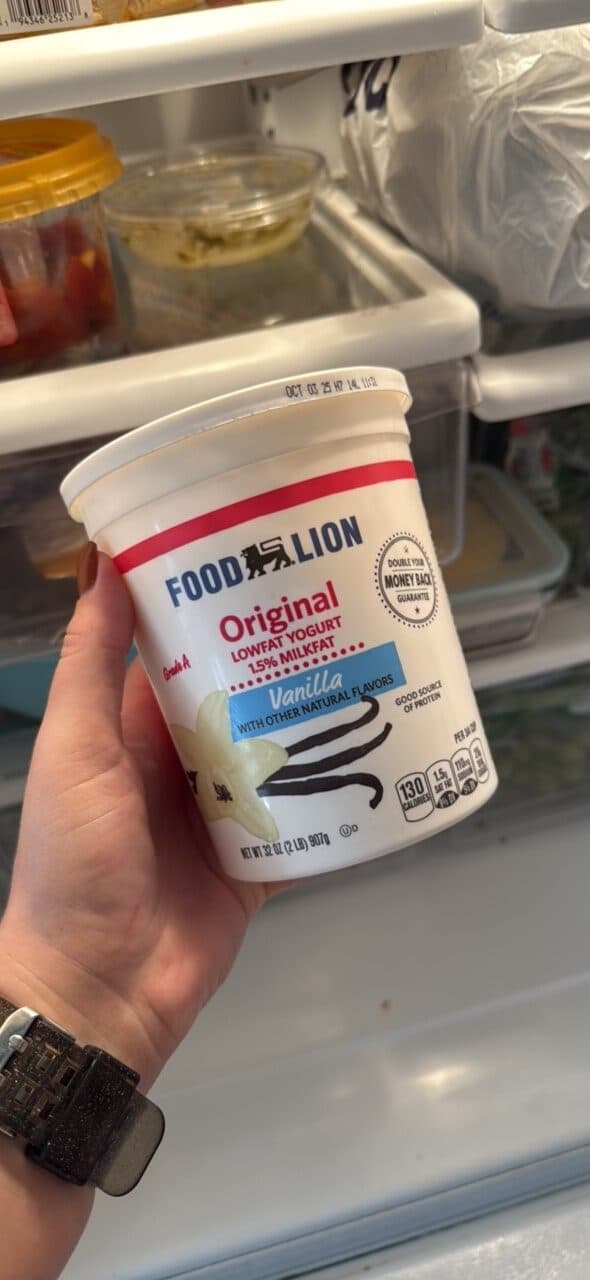 Food Lion Original Lowfat Yogurt Vanilla packshot