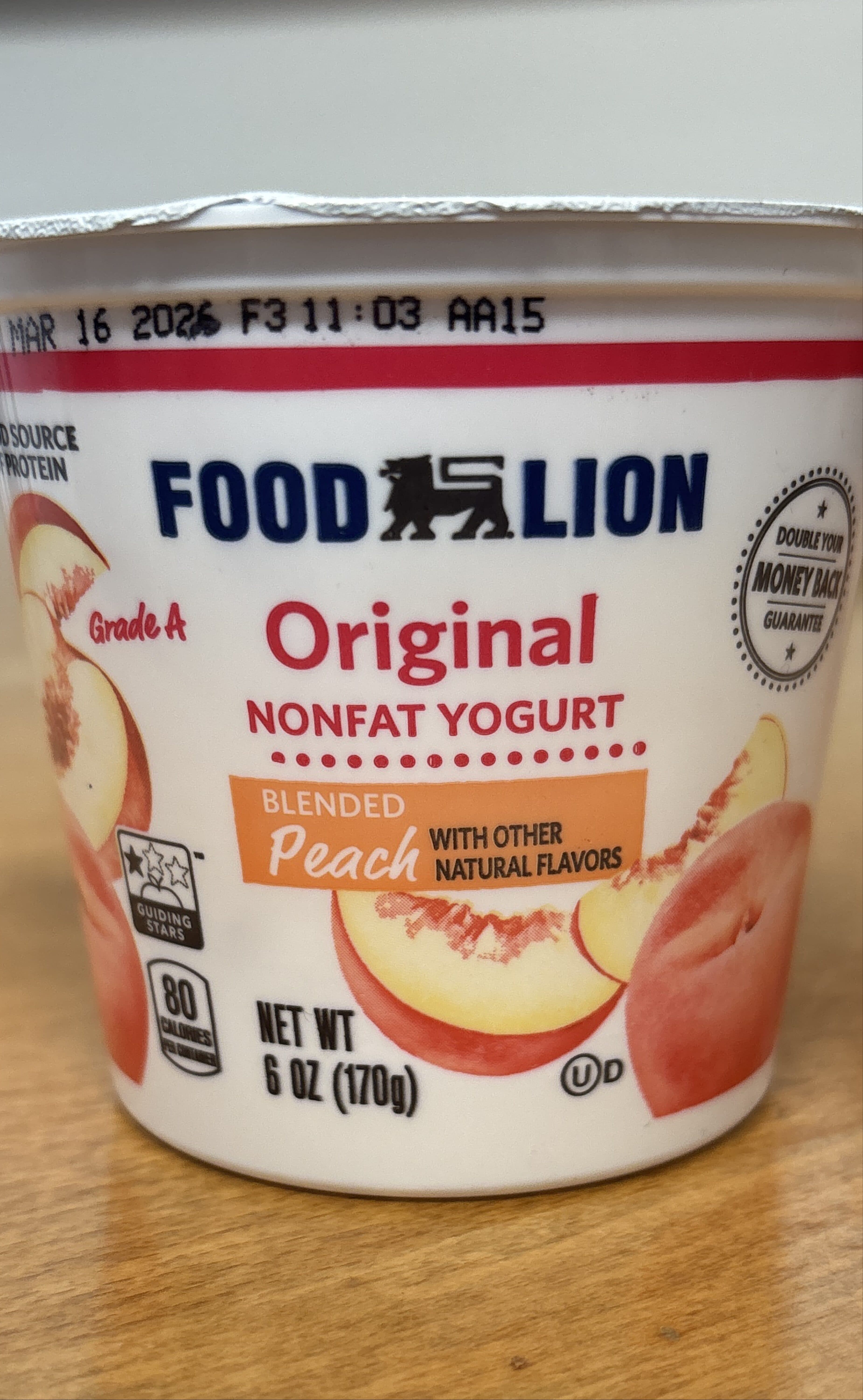 Food Lion Original Nonfat Yogurt packshot