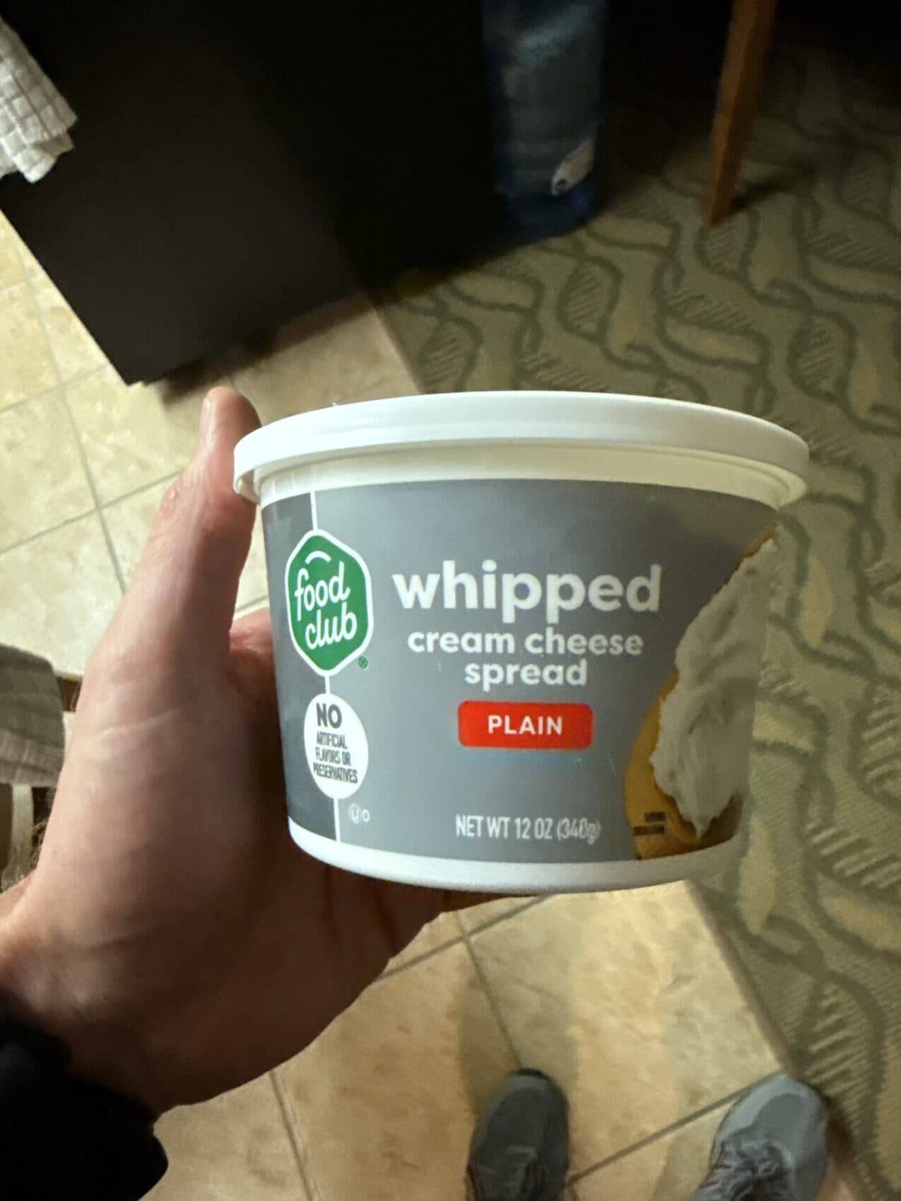 Food Club Whipped Cream Cheese Spread packshot