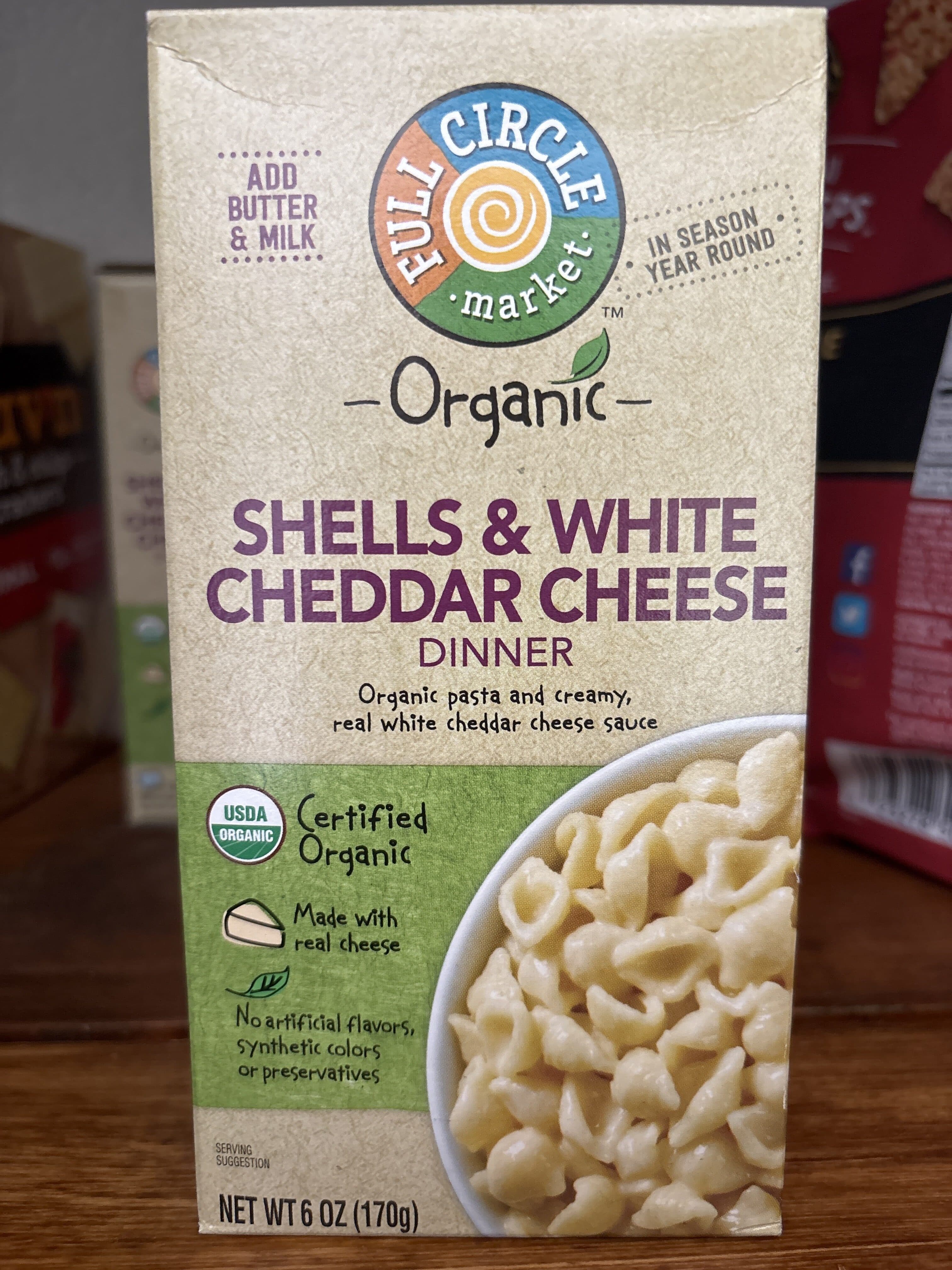 Full Circle Shells & white cheddar cheese dinner packshot