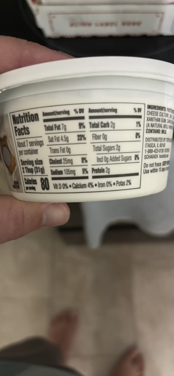 food club cream cheese spread packshot