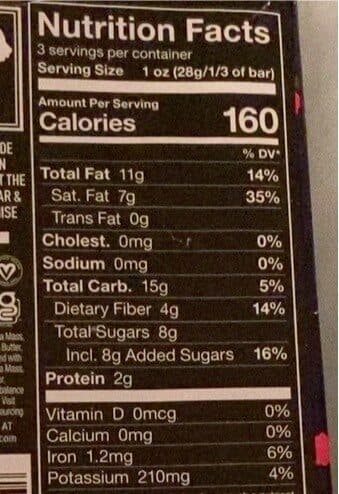 ENDANGERED SPECIES CHOCOLATE raspberries 72% COCOA DARK CHOCOLATE packshot