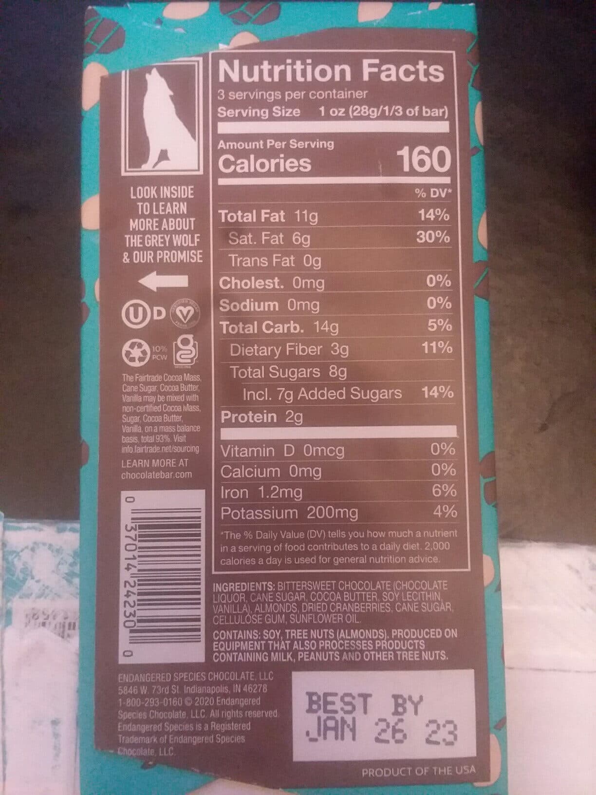 Endangered Species Dark Chocolate With Cranberries & Almonds packshot