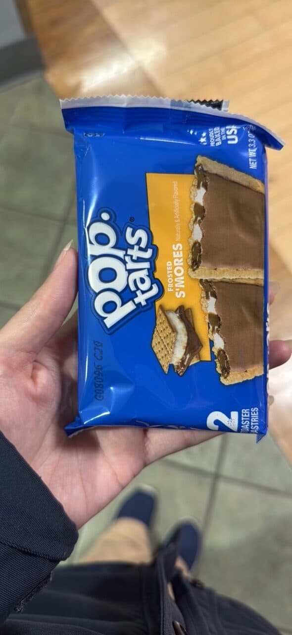 Pop-Tarts Frosted S'mores packshot