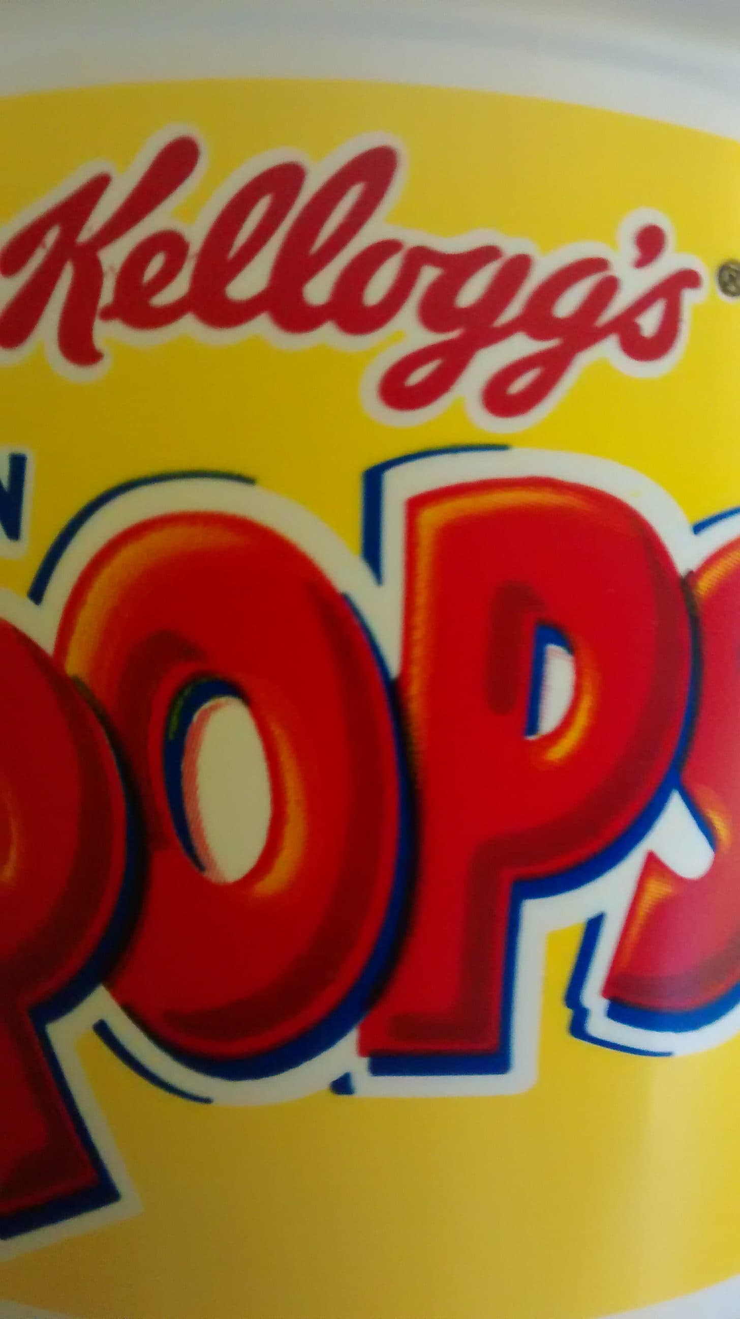 Kellogg's Kellogg s breakfast cereal in a cup packshot