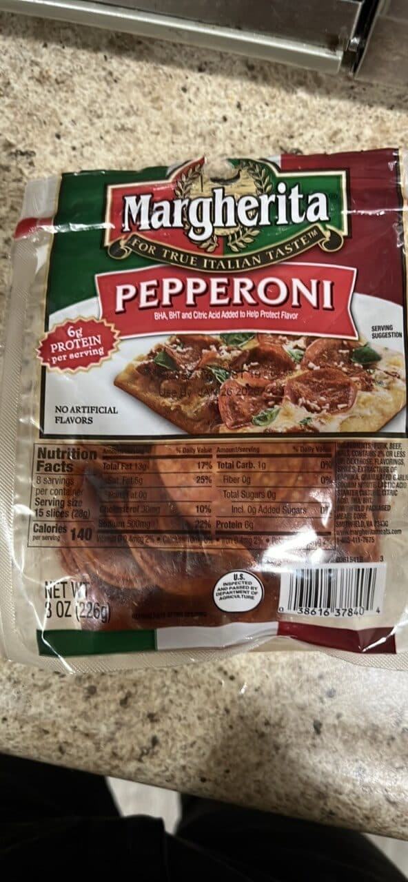 Margherita Pepperoni packshot
