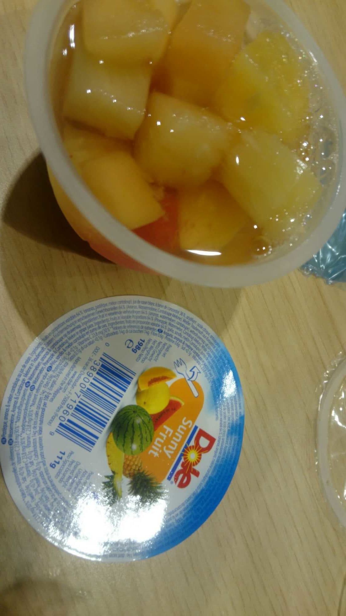 Dole Sunny fruit packshot