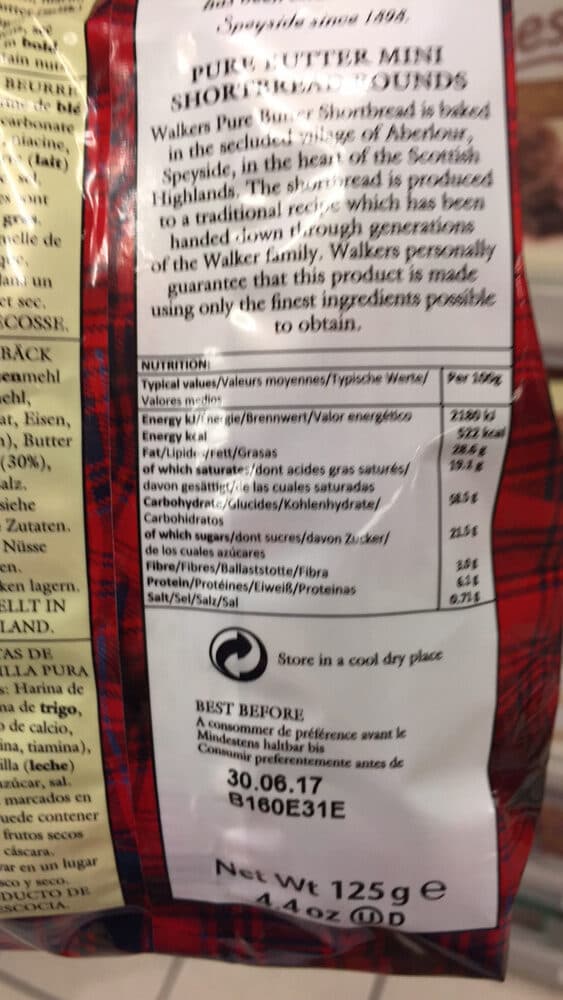 Walkers Pure Butter mini shortbread rounds packshot