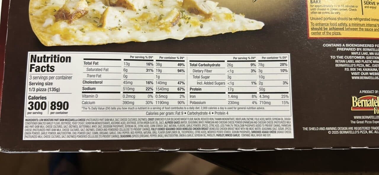 Bellatoria Garlic Chicken Alfredo Ultra Thin Crust packshot