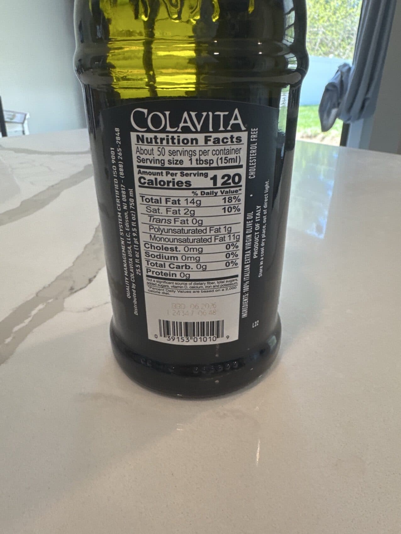 Colavita Extra Virgin Olive Oil packshot